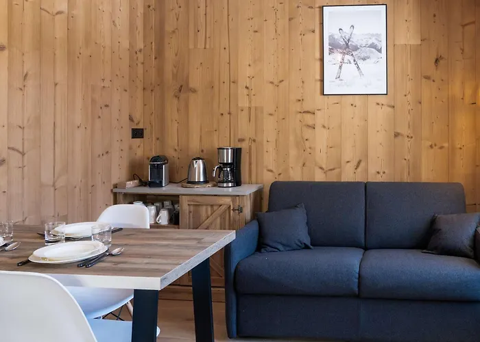 Moderne A - 4 Pers, 1 + Cabine, Balcon Sud, Aux Pieds - Fr-1-637-74